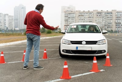 B sınıfı otomobil ehliyeti manuel otomatik ve engelli araçlar